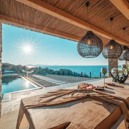 Shark Luxury Villa * Agios Ioannis Diakoftis